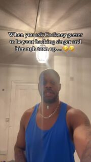 💈✂️ When you ask Cockney geezer to be your backing singer and him nuh turn up…. 🤣🤣
————————————-

📅 BOOK ONLINE 💇🏿‍♂️💇🏻‍♂️
oehairdesign.com 👊🏾

————————————
#5starbarber #barber #barbershop #bookings #barberlove #barbering #barberstyle #bognor #chichester #fade #freshcut #freshfade #haircut  #londonroadbognor #littlehampton #menshair #oe #oehairdesign #oeshapeup #portsmouth #portsmouthuni #shapeup #skinfade #shaq #shaqdabarber #skinfademafia #students‪ #westsussex